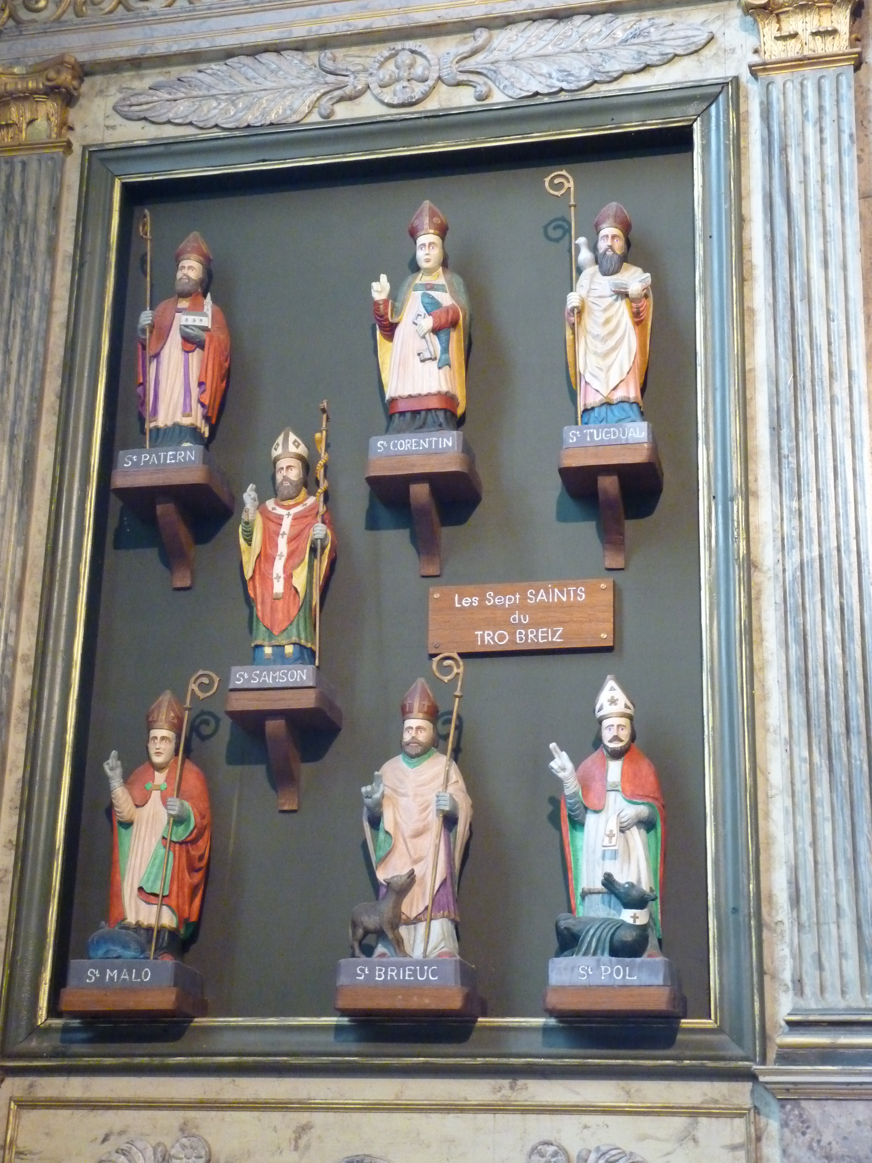 Les Saints du Tro-Breizh dans la chapelle Notre-Dame du Kreisker